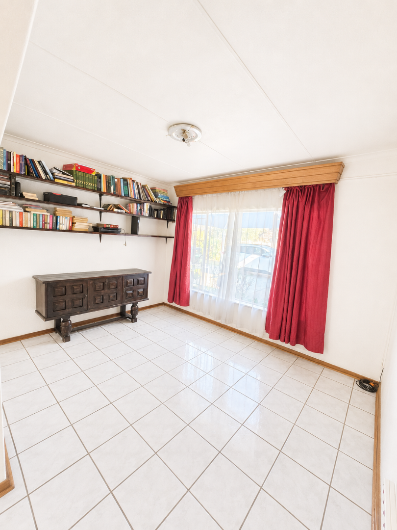 3 Bedroom Property for Sale in Meiringspark North West